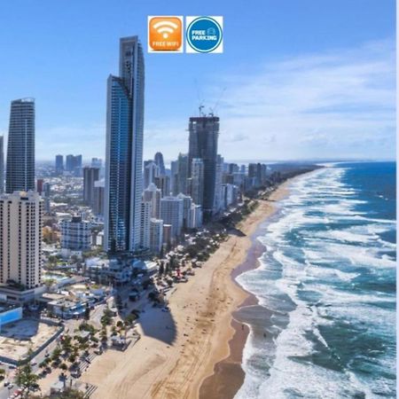 Beachside Apartment In The Heart Of Surfers Paradise - Free Parking Gold Coast Eksteriør bilde