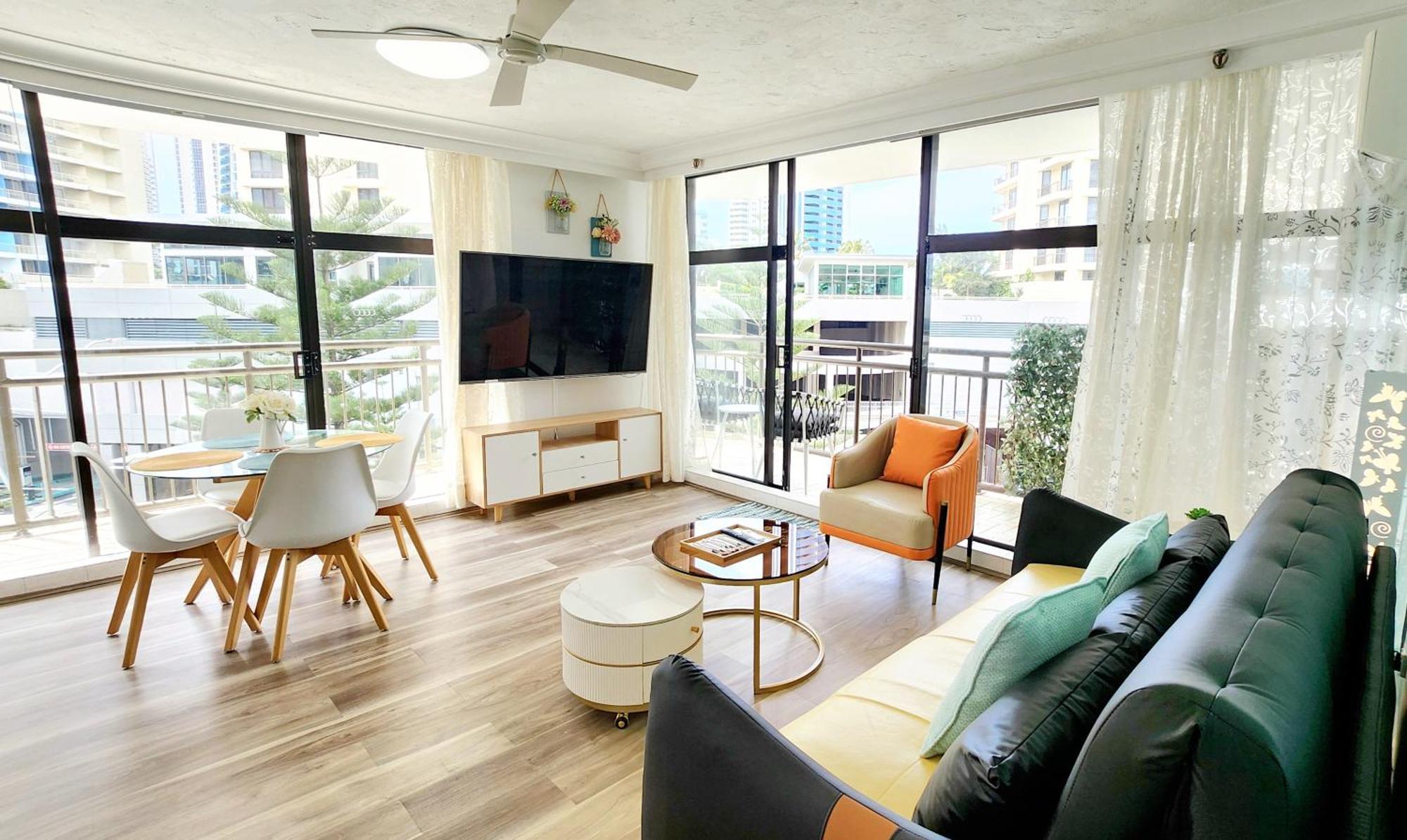 Beachside Apartment In The Heart Of Surfers Paradise - Free Parking Gold Coast Eksteriør bilde
